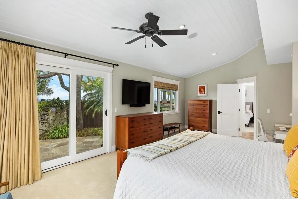 335 10th Street Del Mar, CA 92014