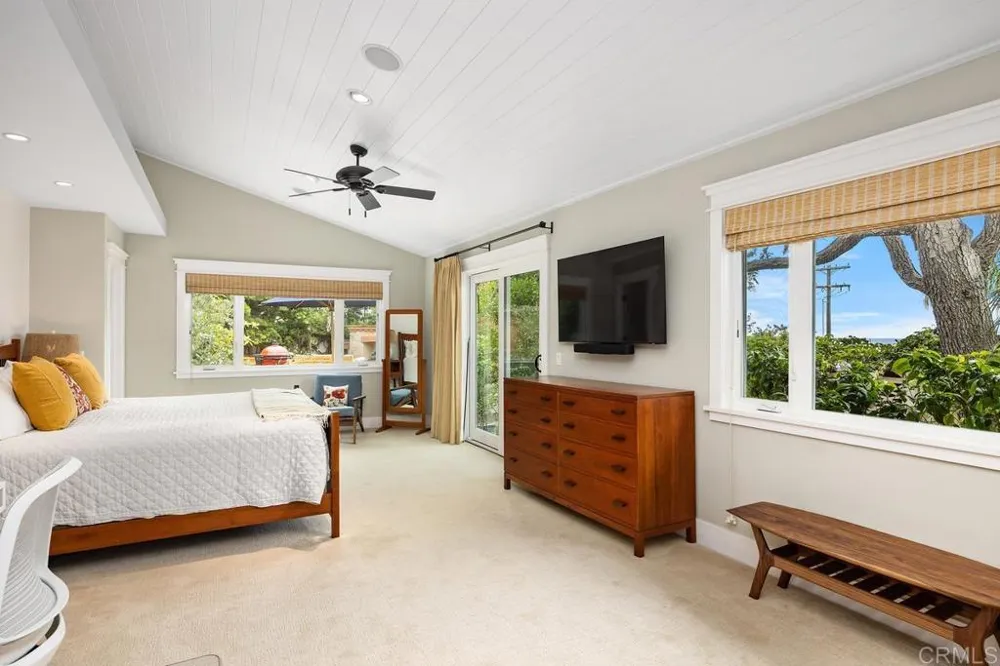 335 10th Street Del Mar, CA 92014