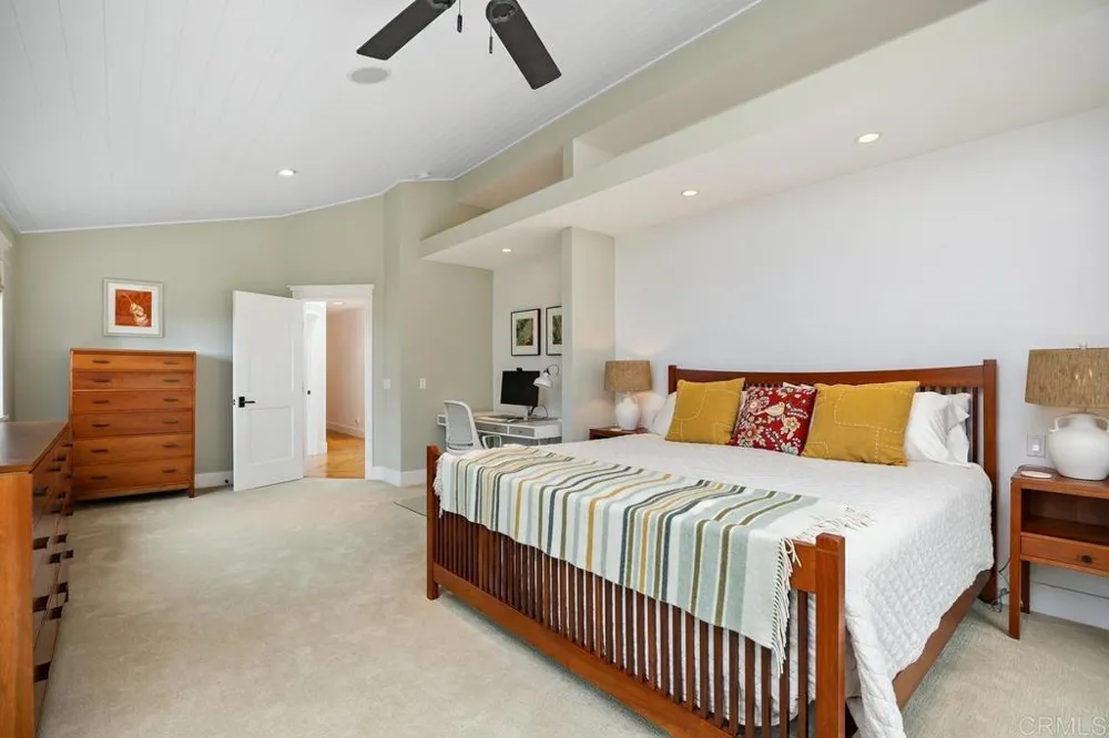 335 10th Street Del Mar, CA 92014