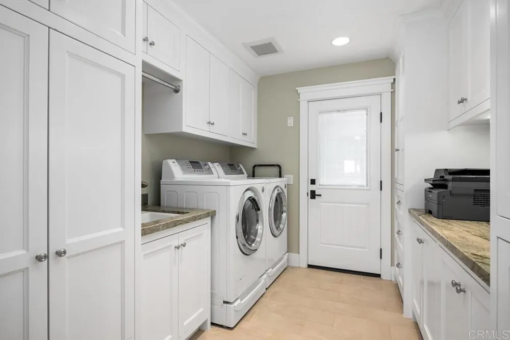 335 10th Street Del Mar, CA 92014