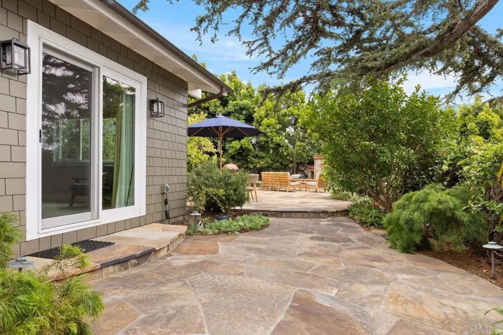 335 10th Street Del Mar, CA 92014