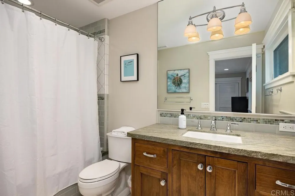 335 10th Street Del Mar, CA 92014