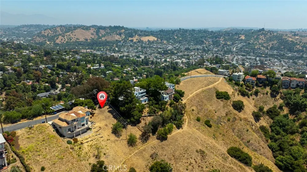 860 W Avenue 37 Mount Washington, CA 90065
