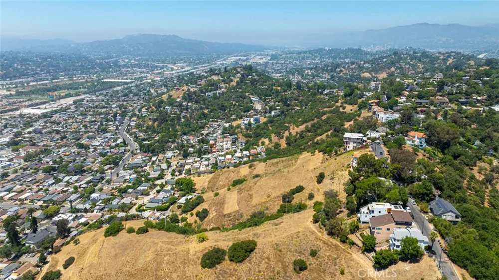 860 W Avenue 37 Mount Washington, CA 90065