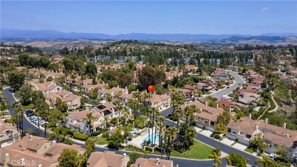 35 Fleurance Street Laguna Niguel, CA 92677
