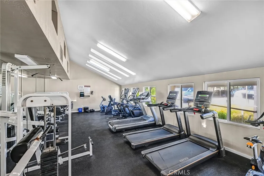 8640 Via Mallorca #B La Jolla, CA 92037