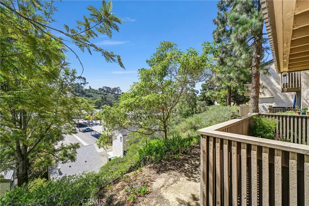 8640 Via Mallorca #B La Jolla, CA 92037