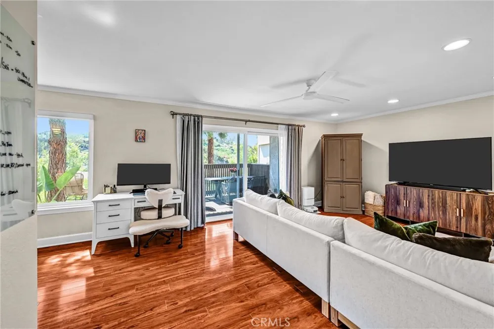 8640 Via Mallorca #B La Jolla, CA 92037
