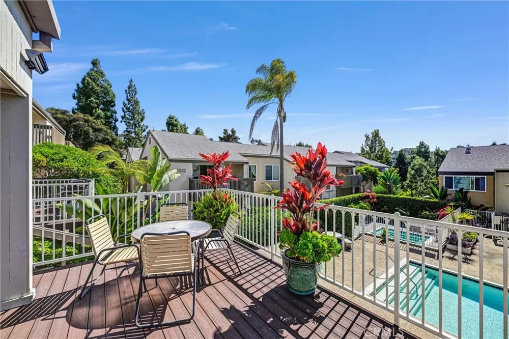 8640 Via Mallorca #B La Jolla, CA 92037