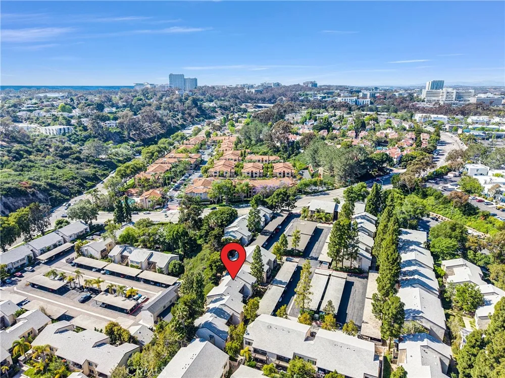 8640 Via Mallorca #B La Jolla, CA 92037