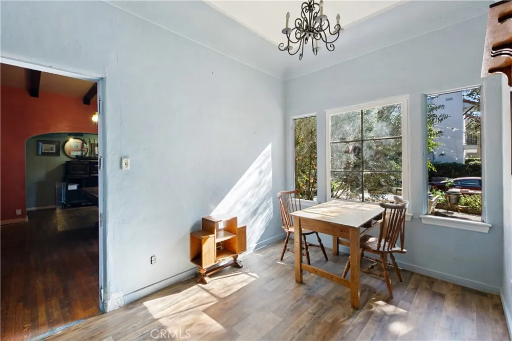 819 S Curson Avenue Los Angeles, CA 90036