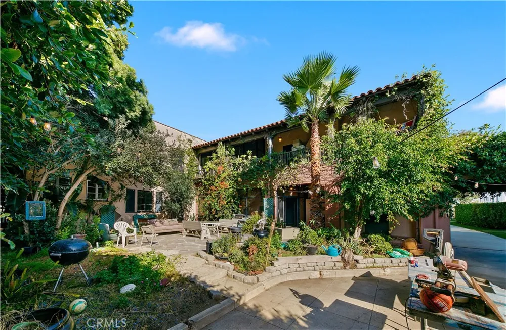 819 S Curson Avenue Los Angeles, CA 90036