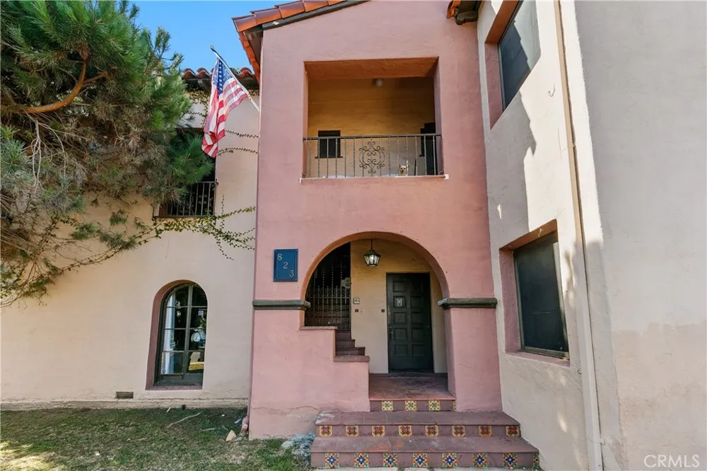 819 S Curson Avenue Los Angeles, CA 90036