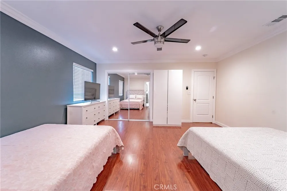 411 E 115th Los Angeles, CA 90061