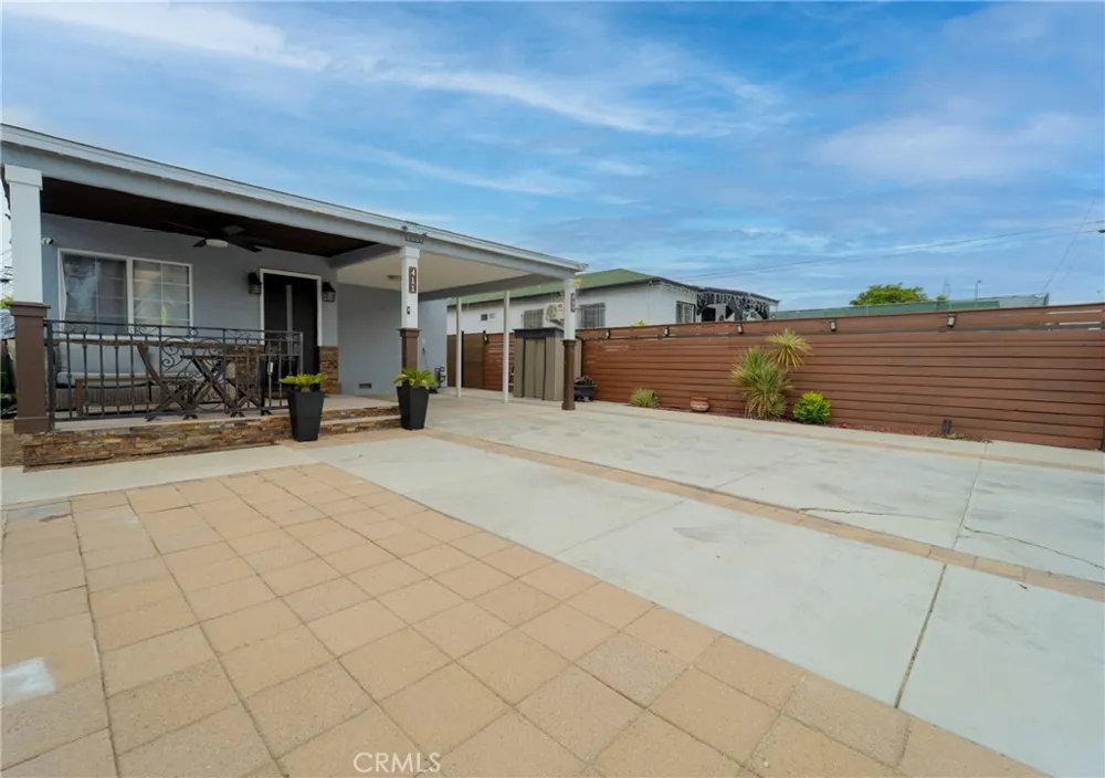 411 E 115th Los Angeles, CA 90061