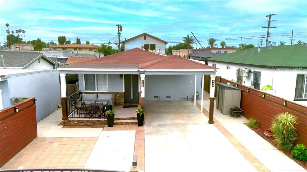 411 E 115th Los Angeles, CA 90061