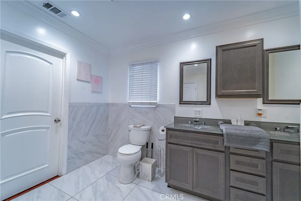 411 E 115th Los Angeles, CA 90061