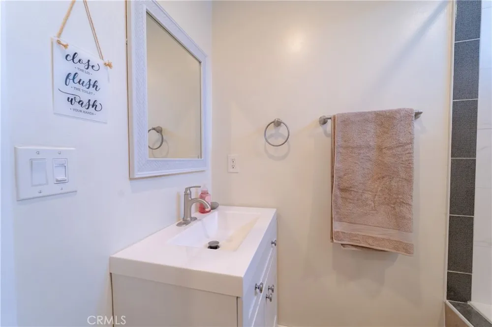 411 E 115th Los Angeles, CA 90061