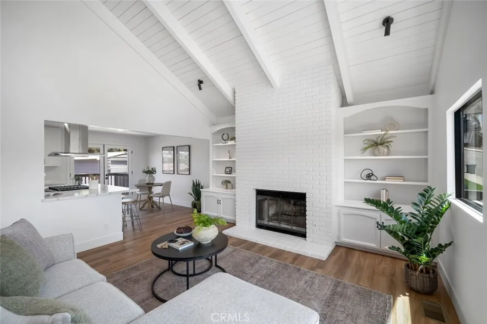 1027 Acorn Drive Arroyo Grande, CA 93420