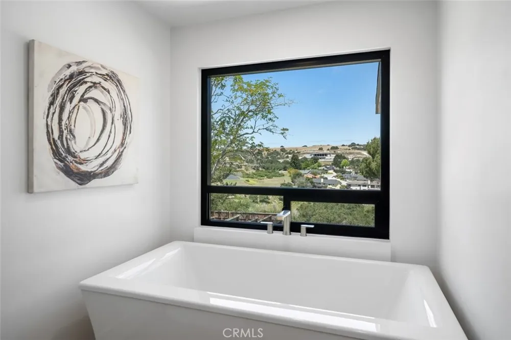 1027 Acorn Drive Arroyo Grande, CA 93420