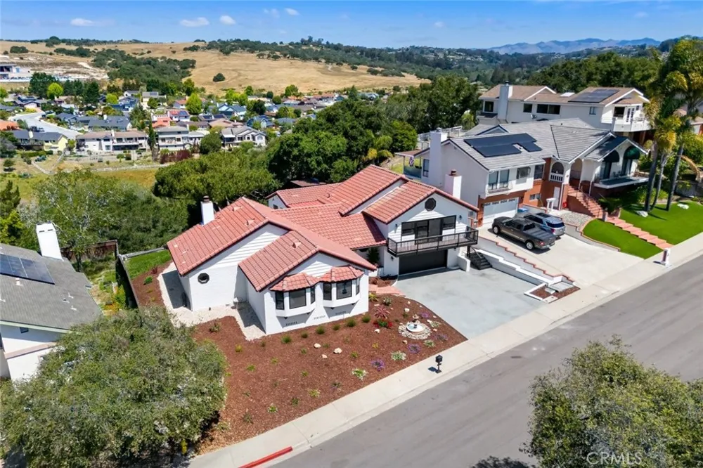 1027 Acorn Drive Arroyo Grande, CA 93420