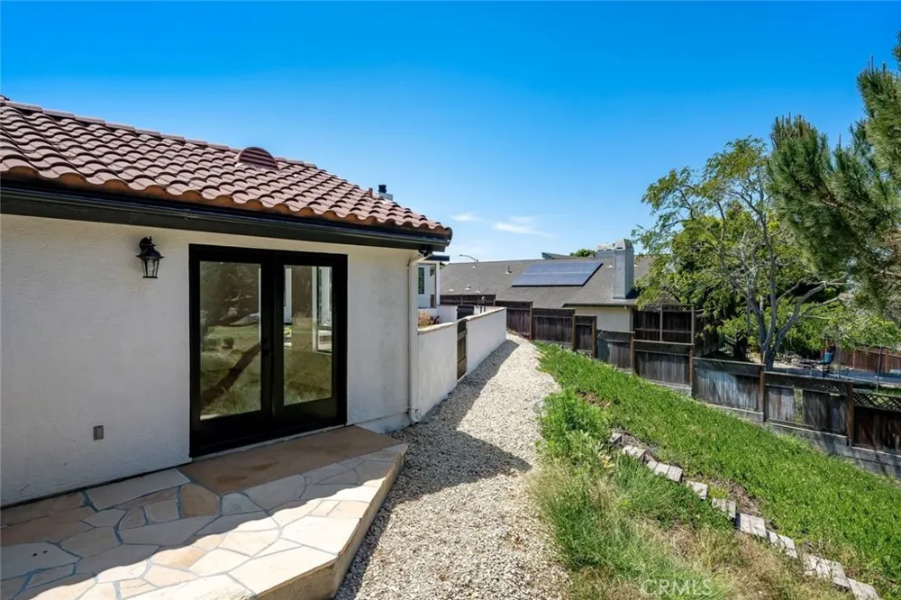 1027 Acorn Drive Arroyo Grande, CA 93420