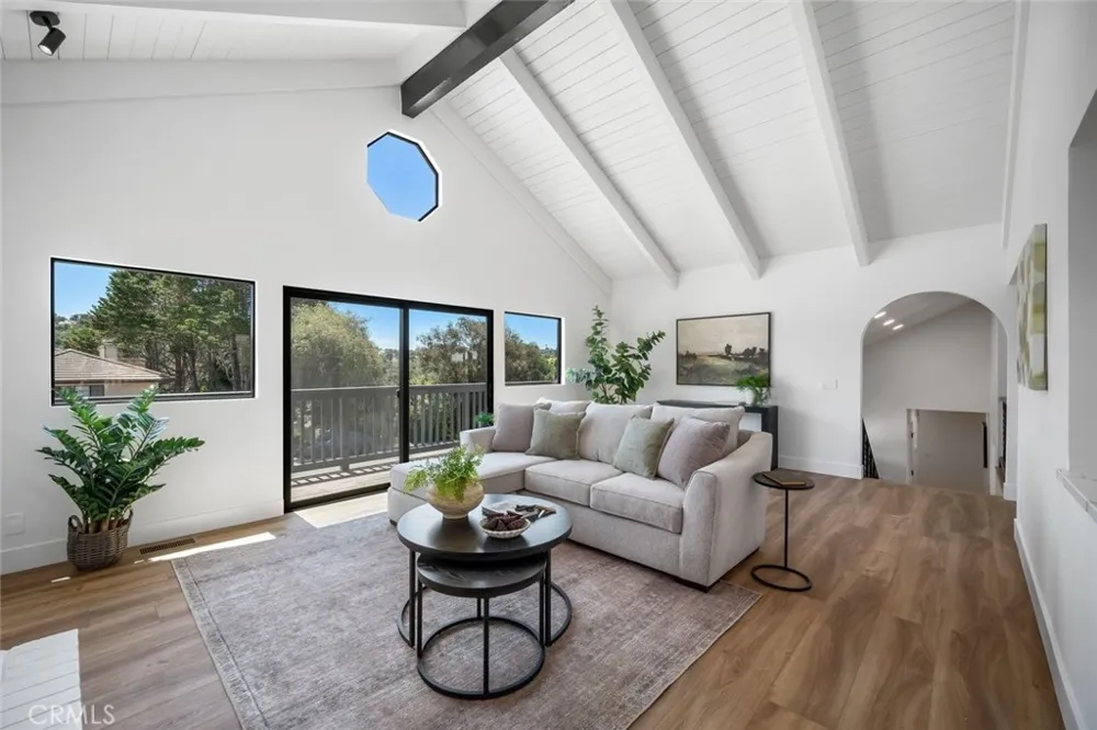 1027 Acorn Drive Arroyo Grande, CA 93420