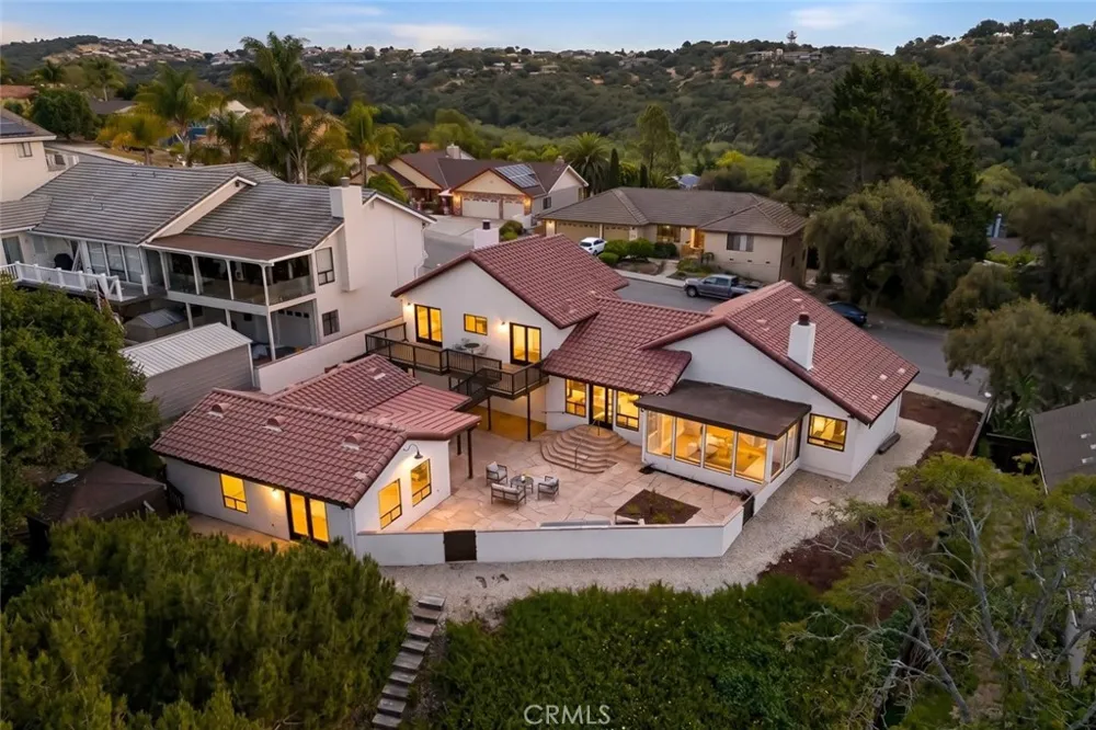 1027 Acorn Drive Arroyo Grande, CA 93420
