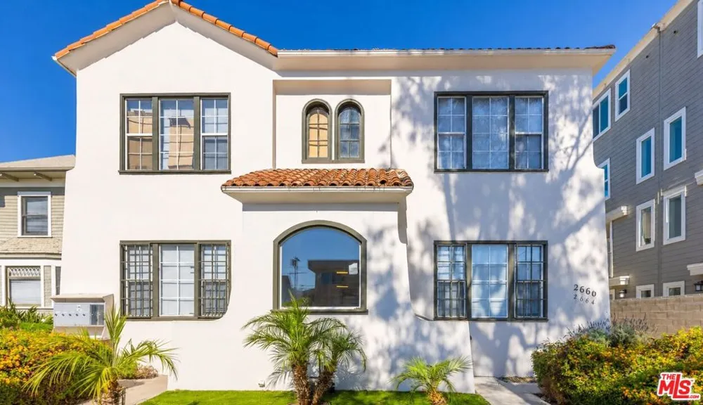 2666 Orchard Avenue #2668 Los Angeles, CA 90007