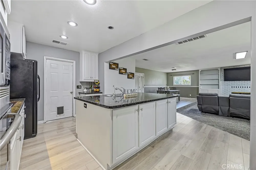 1512 Coolidge Chowchilla, CA 93610