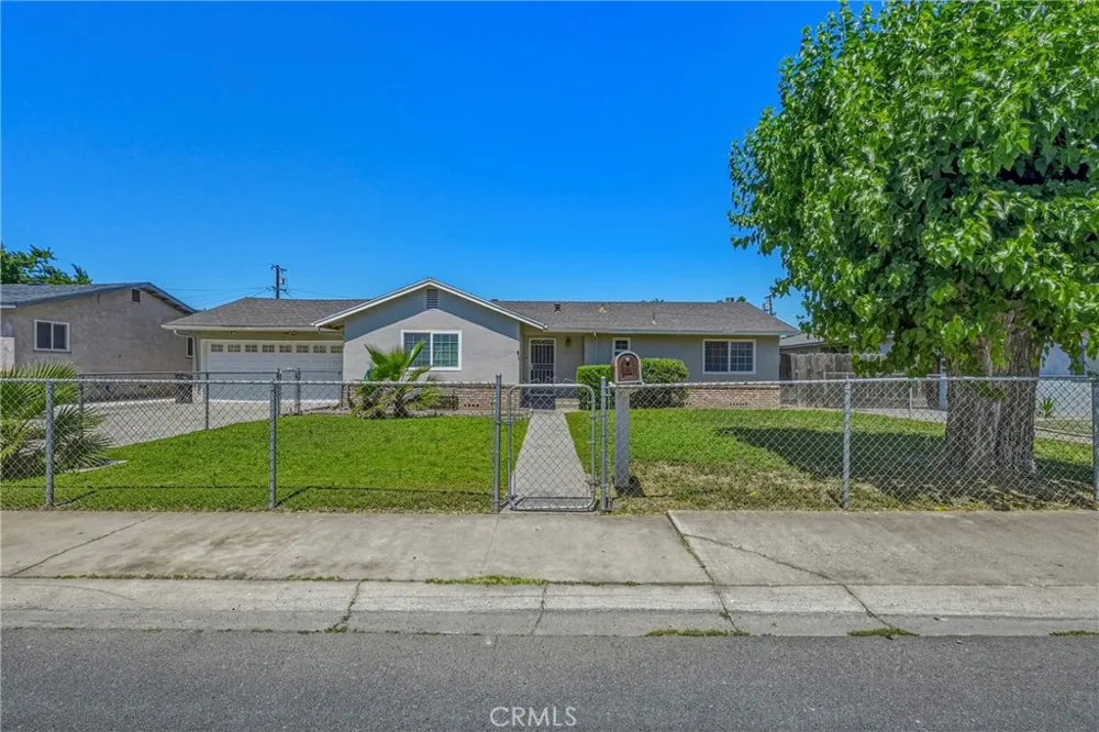 1512 Coolidge Chowchilla, CA 93610