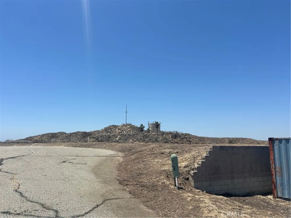 4020 Charlton Avenue Hemet, CA 92544
