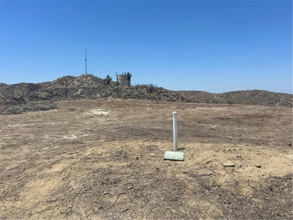 4020 Charlton Avenue Hemet, CA 92544
