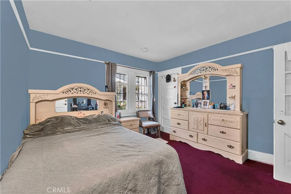 3990 La Salle Los Angeles, CA 90062