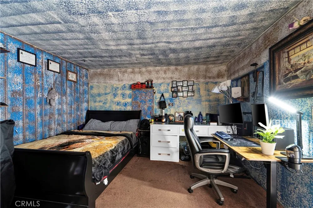 3990 La Salle Los Angeles, CA 90062