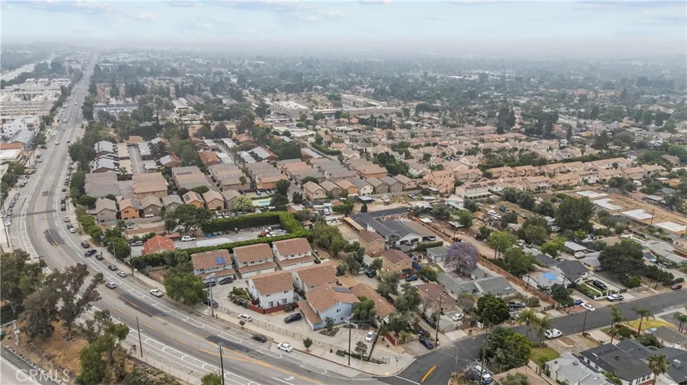 14552 Foothill Sylmar, CA 91342
