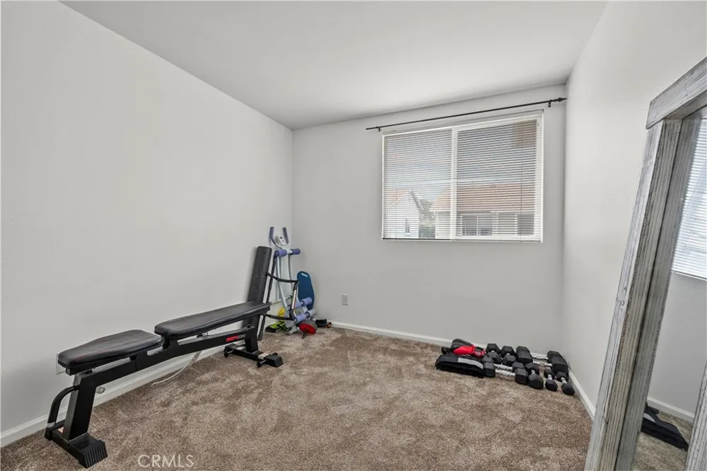 14552 Foothill Sylmar, CA 91342