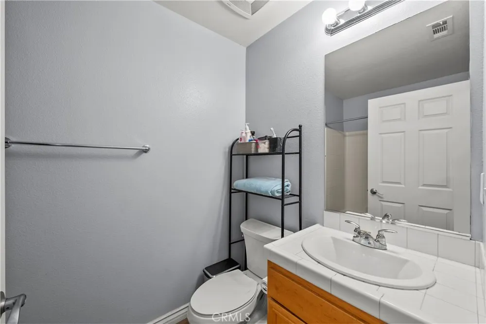 14552 Foothill Sylmar, CA 91342