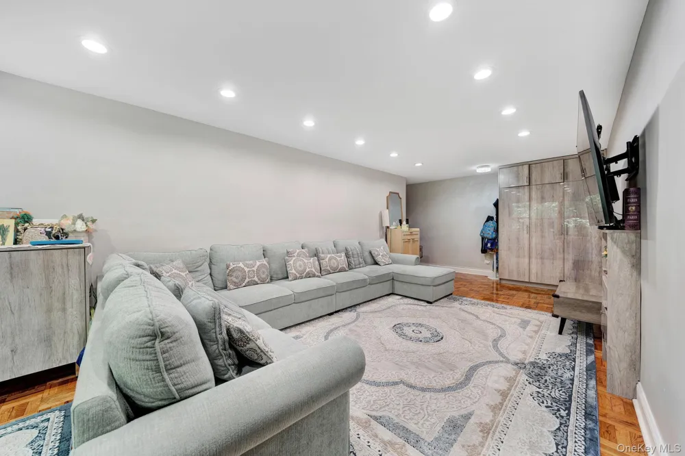 75-34 Bell Boulevard #1E Oakland Gardens, NY 11364