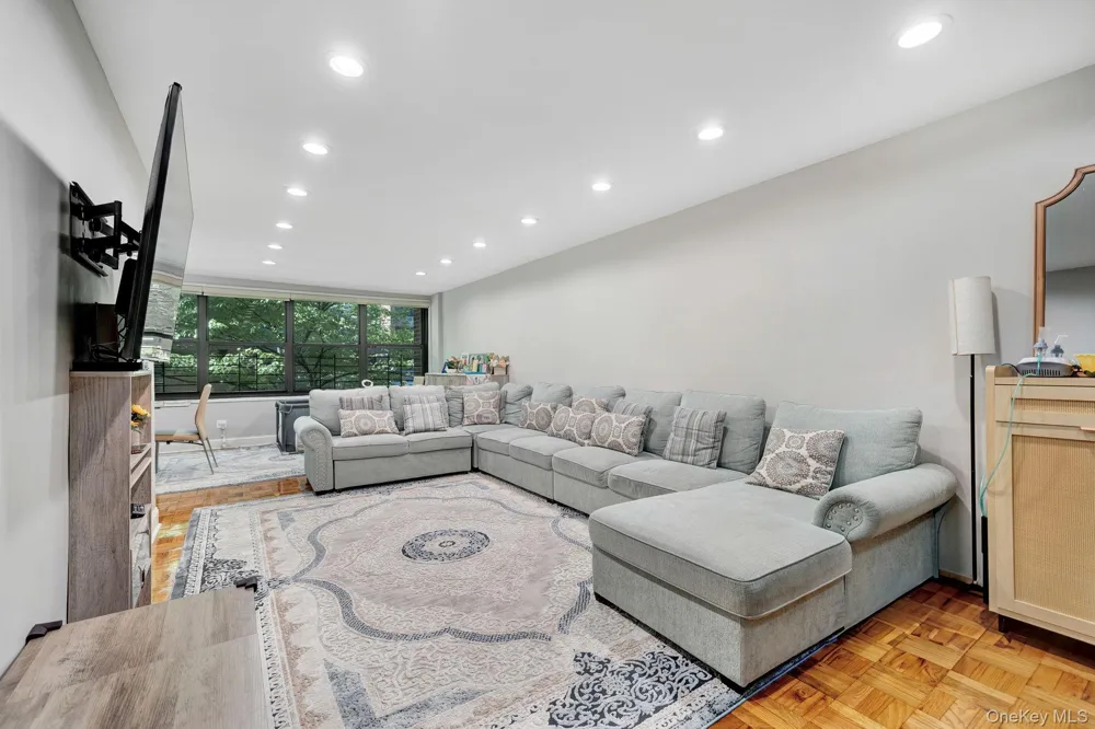 75-34 Bell Boulevard #1E Oakland Gardens, NY 11364