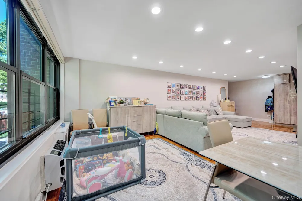 75-34 Bell Boulevard #1E Oakland Gardens, NY 11364