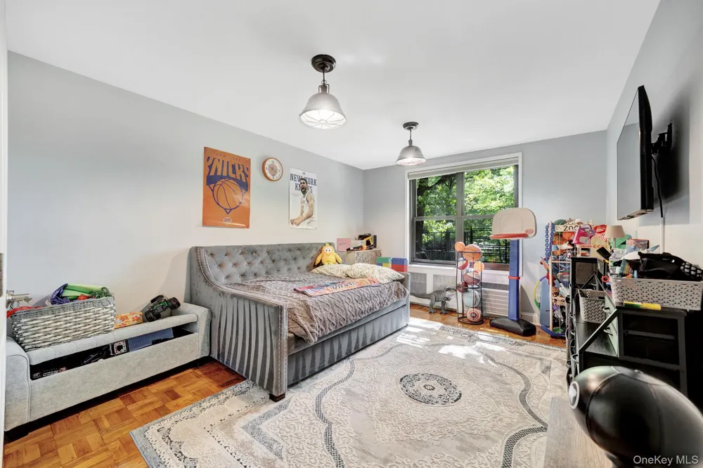 75-34 Bell Boulevard #1E Oakland Gardens, NY 11364