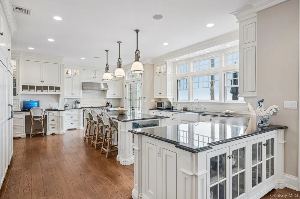 6 Pheasant Run Nissequogue, NY 11780