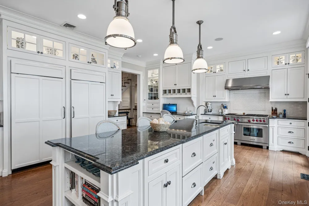 6 Pheasant Run Nissequogue, NY 11780