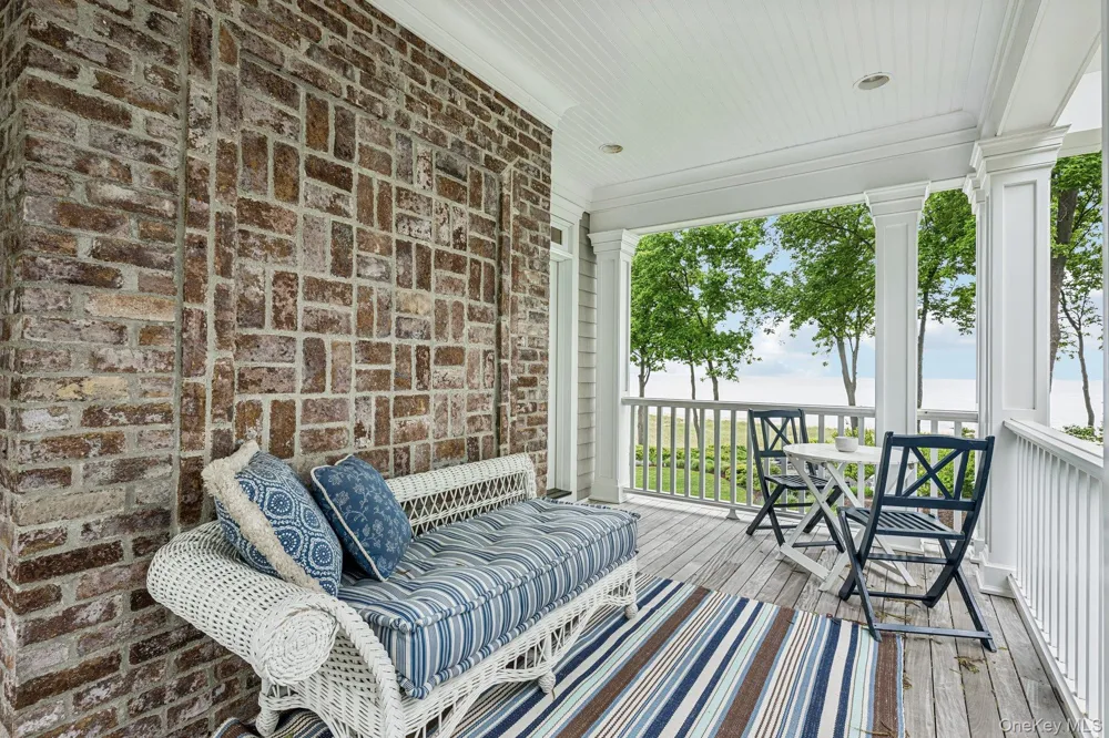 6 Pheasant Run Nissequogue, NY 11780