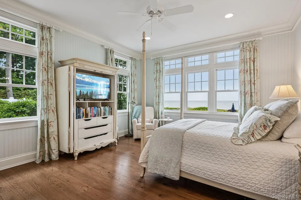 6 Pheasant Run Nissequogue, NY 11780