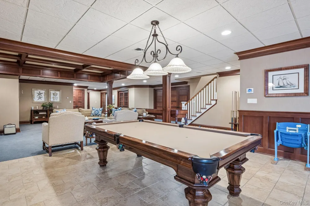 6 Pheasant Run Nissequogue, NY 11780