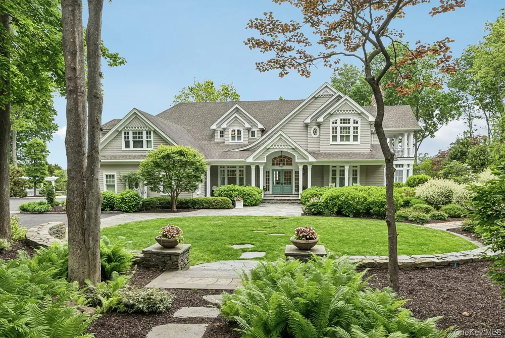 6 Pheasant Run Nissequogue, NY 11780