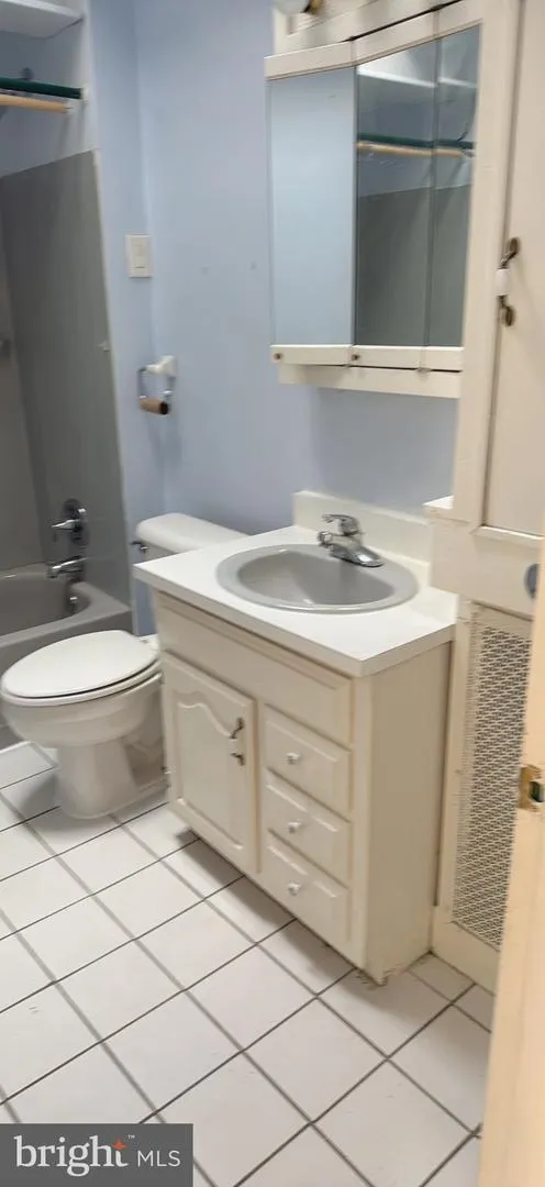 3445 WELLINGTON STREET Philadelphia, PA 19149