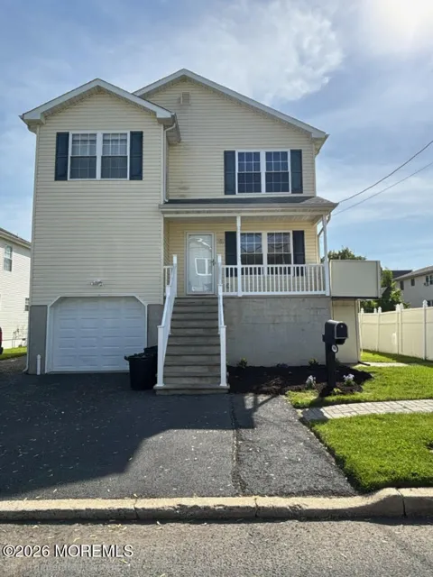 800 4th Street